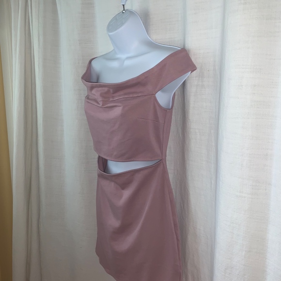 NWT- *MAUVE* silence & noise Cut-Out Dress!! - Picture 5 of 7